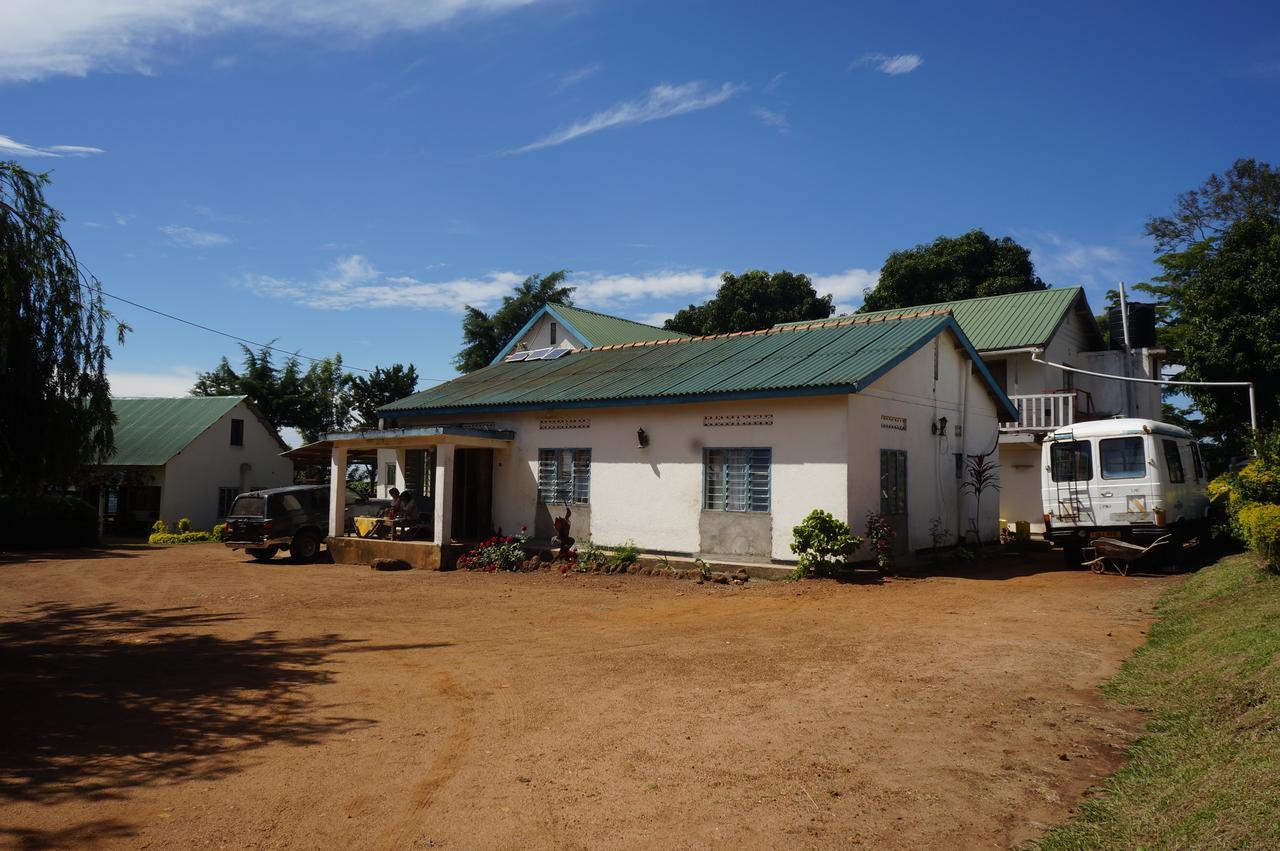 Masaka Backpackers, Tourists Cottage & Campsite Exterior photo